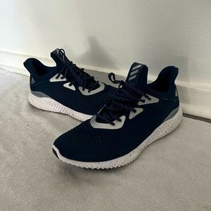 “AlphaBounce 1” Adidas